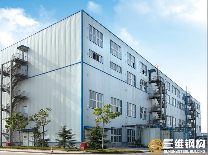 濟南圣泉多高層鋼結構加工車間